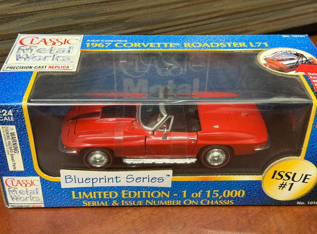 1967 Corvette Roadster L71 Cast Car - 1/24