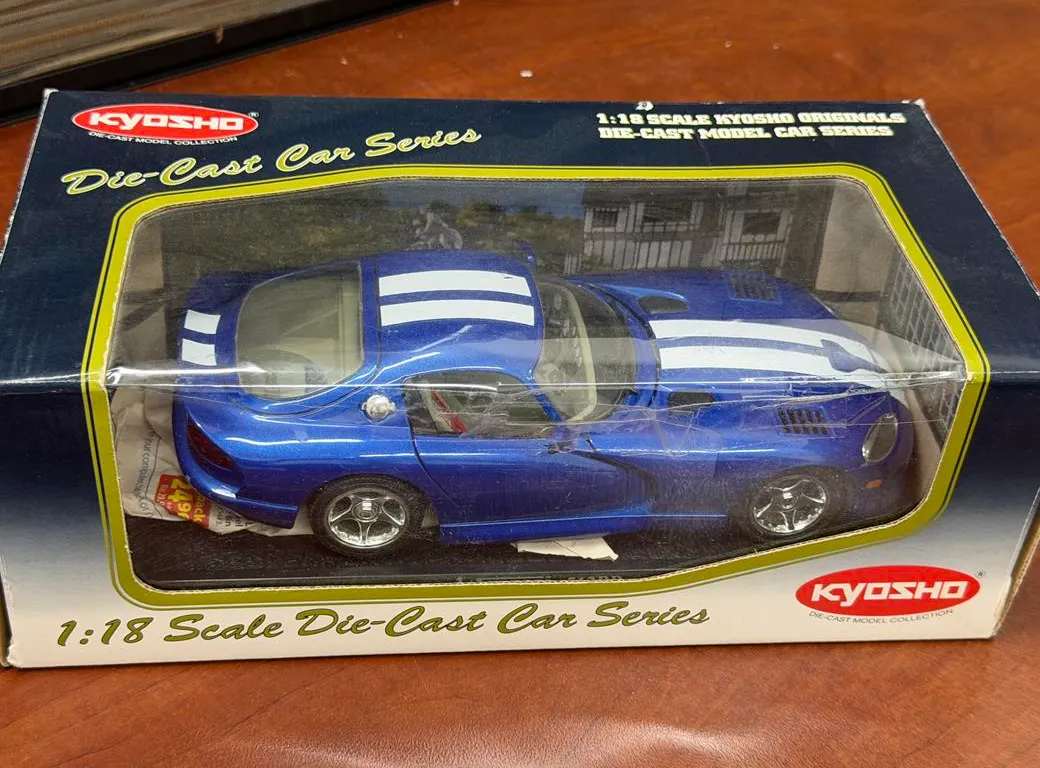Ferrari 512BB Black Die Cast Car - Kyoso - 1/18