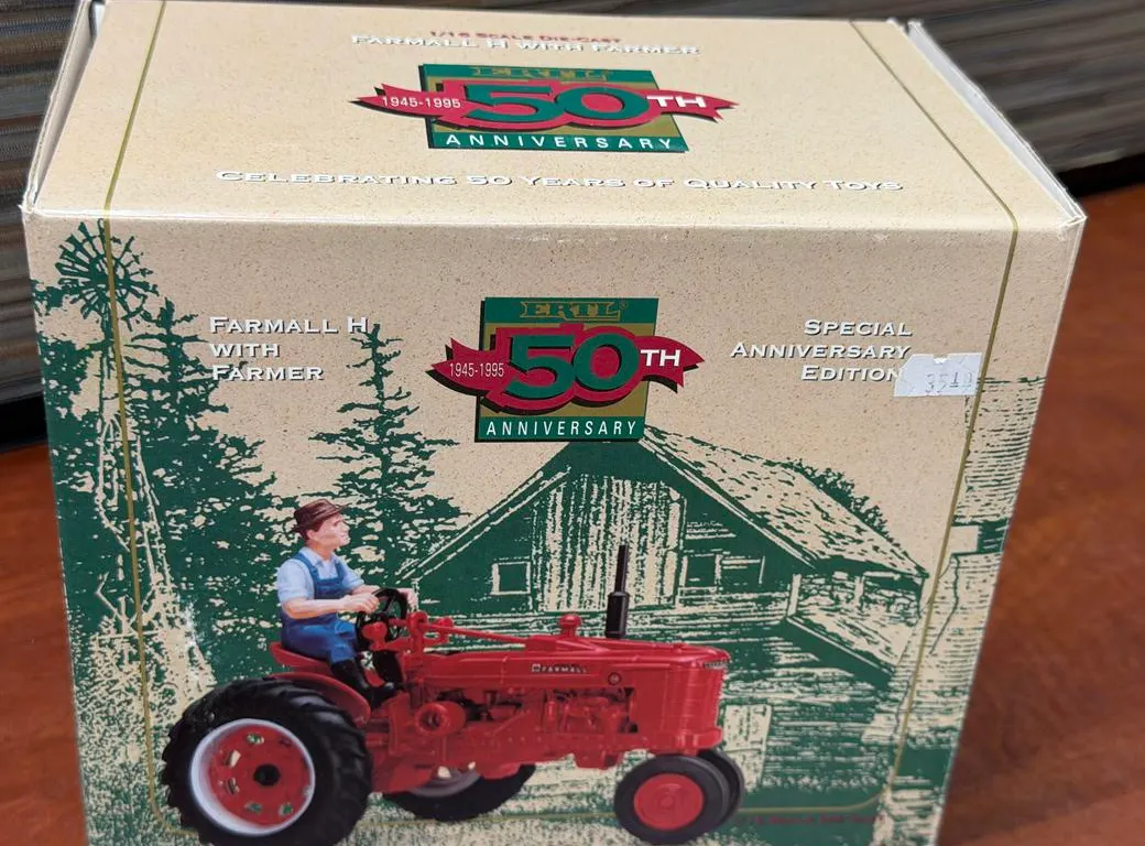 IH Farmall H Tractor with Farmer - 50th Anniversary - 1/16