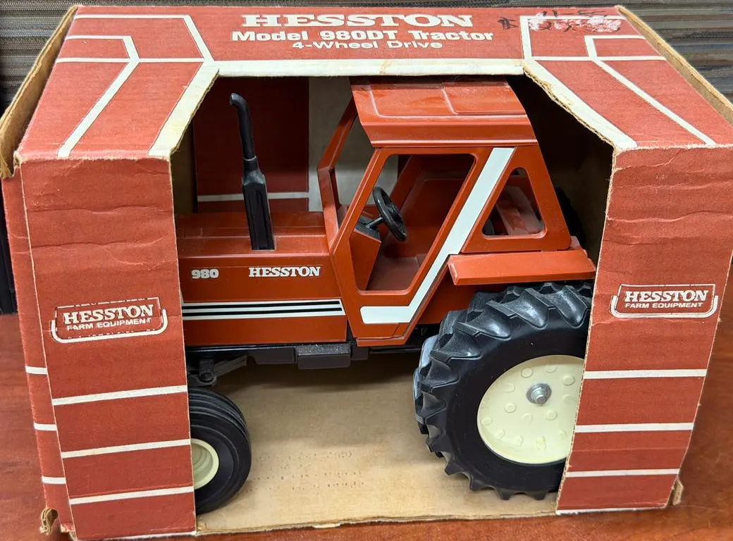 Heston Fiat 980 DT 4WD Tractor (Plastic) - 1/16