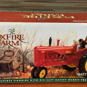 Massey Harris 44 - FoxFire Farms-Man/Calf - 1/16