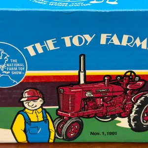 IH Farmall MTA Diesel Tractor - 1/16