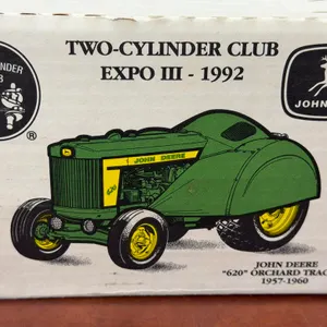 John Deere 620 Orchard Tractor - 1/16