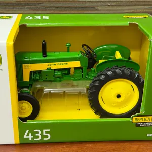 John Deere 435 Diesel Tractor - 1/16