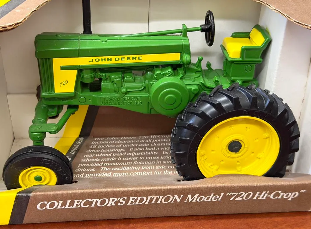 John Deere 720 Hi Crop Tractor (1957) - 1/16