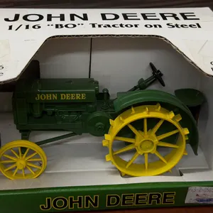 John Deere BO Tractor on Steel Wheels - 1/16