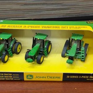 (3) John Deere 30 Series Tractors - 1/64