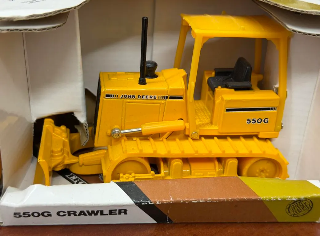 John Deere 550G Crawler - 1/32