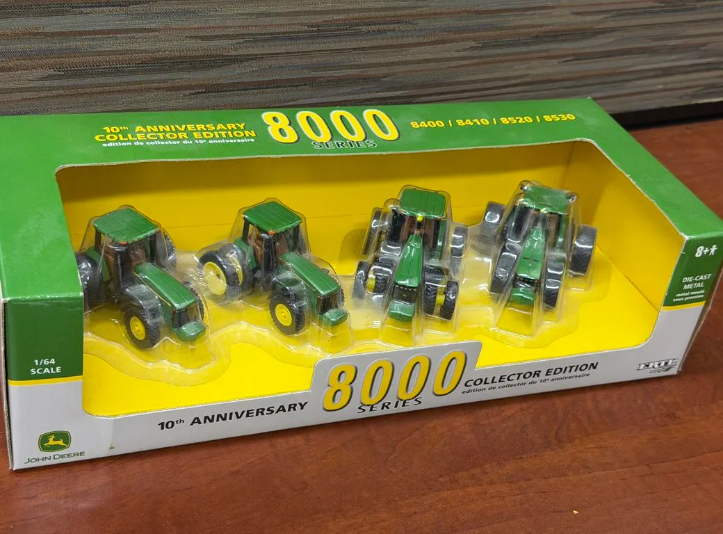 (4) John Deere 8000 Series Tractors - 1/64
