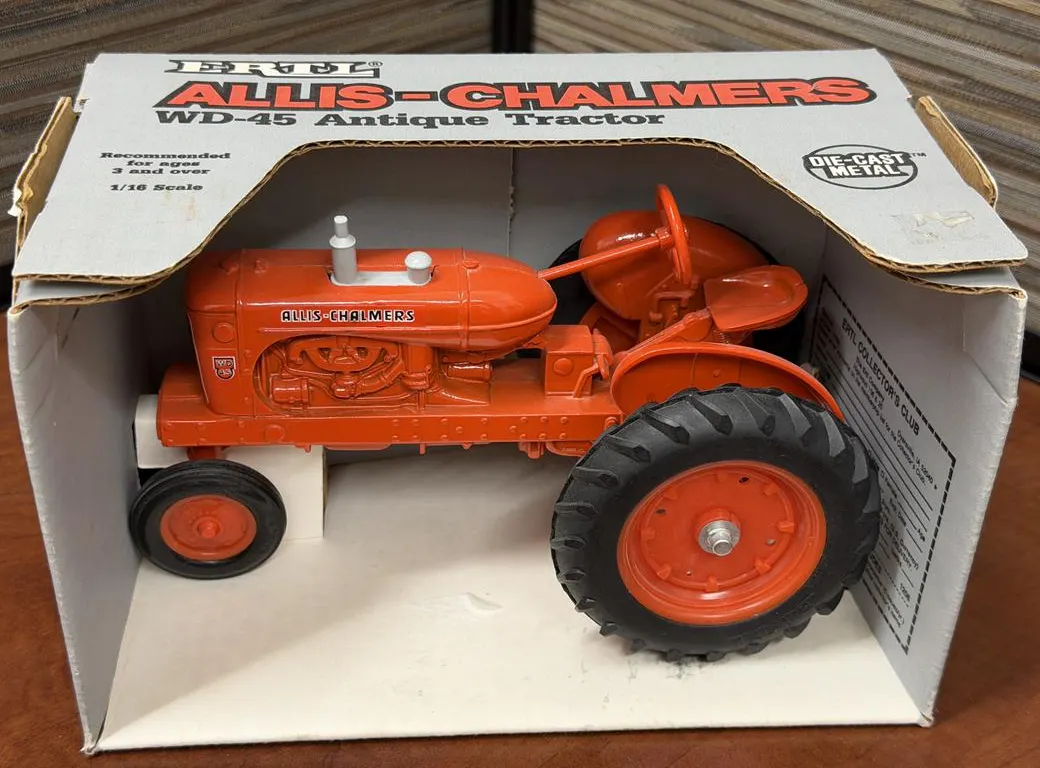 Allis-Chalmers WD-45 Antique Tractor - 1/16