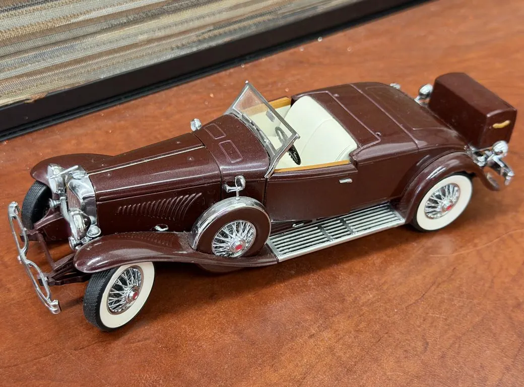 1935 Duesenberg J550 Case Car - Franklin Mint - 1/24