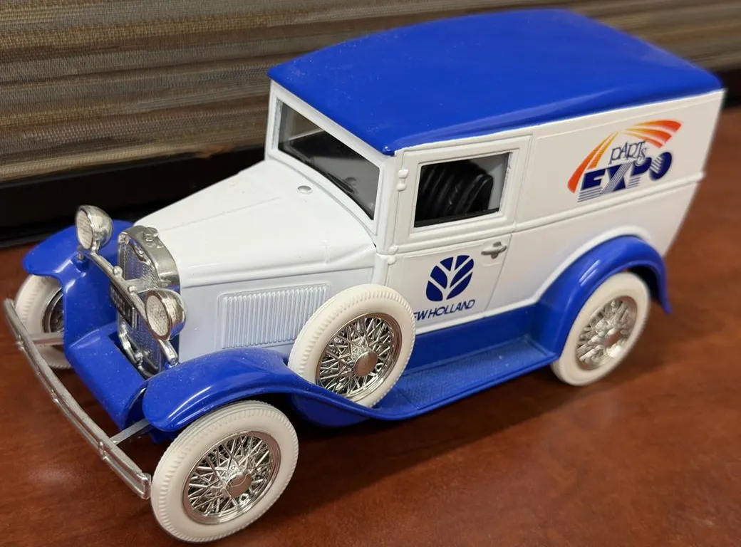 New Holland A Parts Expo Truck