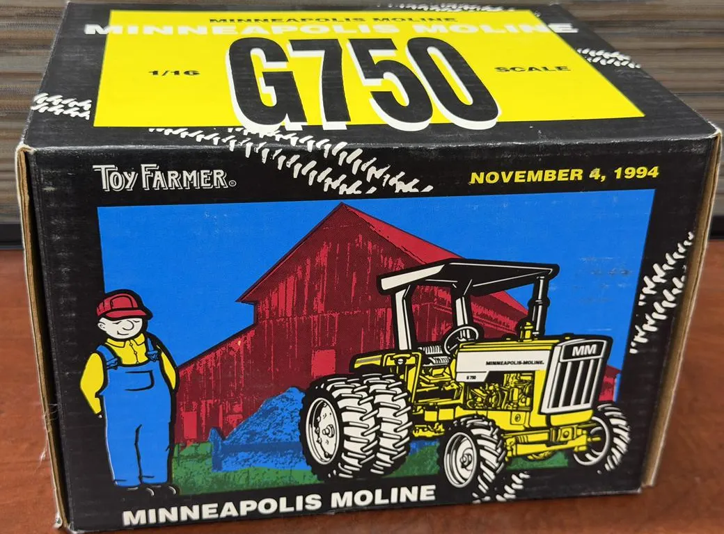 Minneapolis Moline G750 Tractor - 1/16