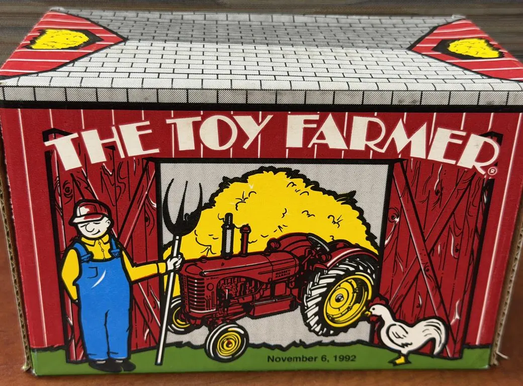Massey Harris 55 Diesel Tractor - 1/16