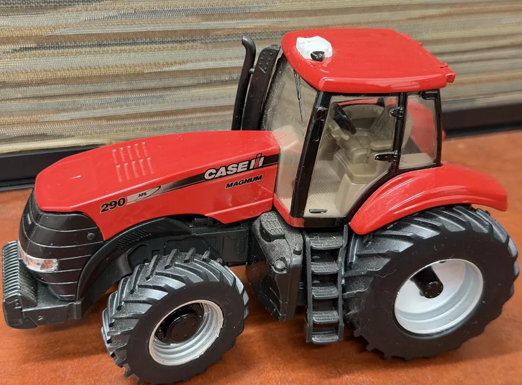 Case IH Magnum 290AFS Tractor - 1/32