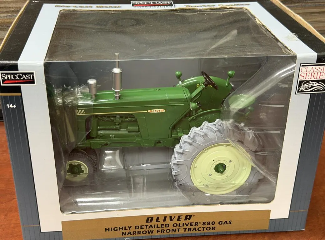 Oliver 880 Gas Narrow Front Tractor - 1/16