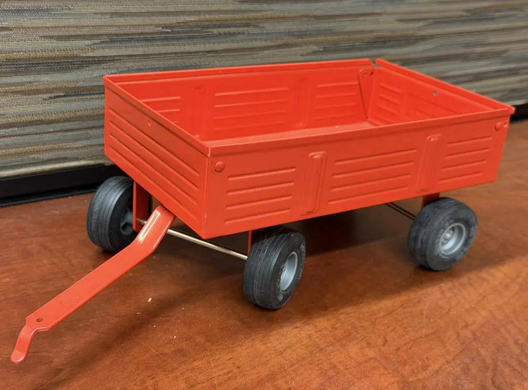 CNH Etrl Orange Wagon