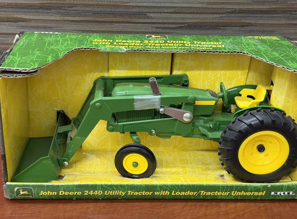 John Deere 2440 Utility Tractor with Loader - 1/16