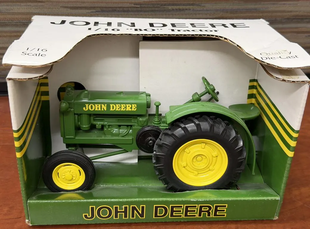 John Deere "BO" Tractor - 1/16