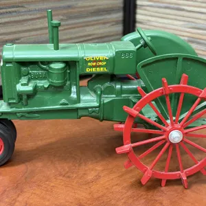 Oliver Row Crop Diesel Tractor on Steel Wheels - 1/16