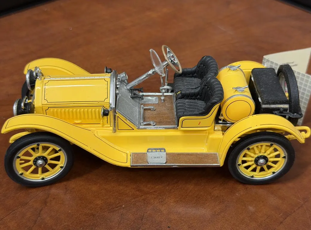 1915 Stutz Bearcat Franklin Mint Car - 1/24