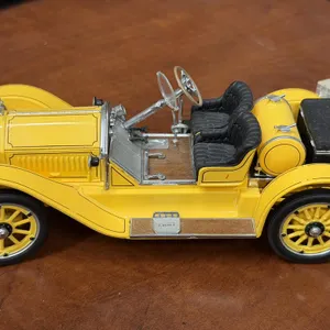 1915 Stutz Bearcat Franklin Mint Car - 1/24