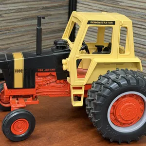 Case 1170 Agri King Tractor National Farm Toy Show