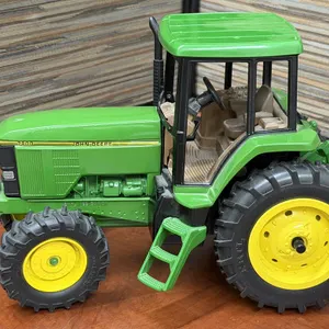 John Deere 7800 FWA Tractor