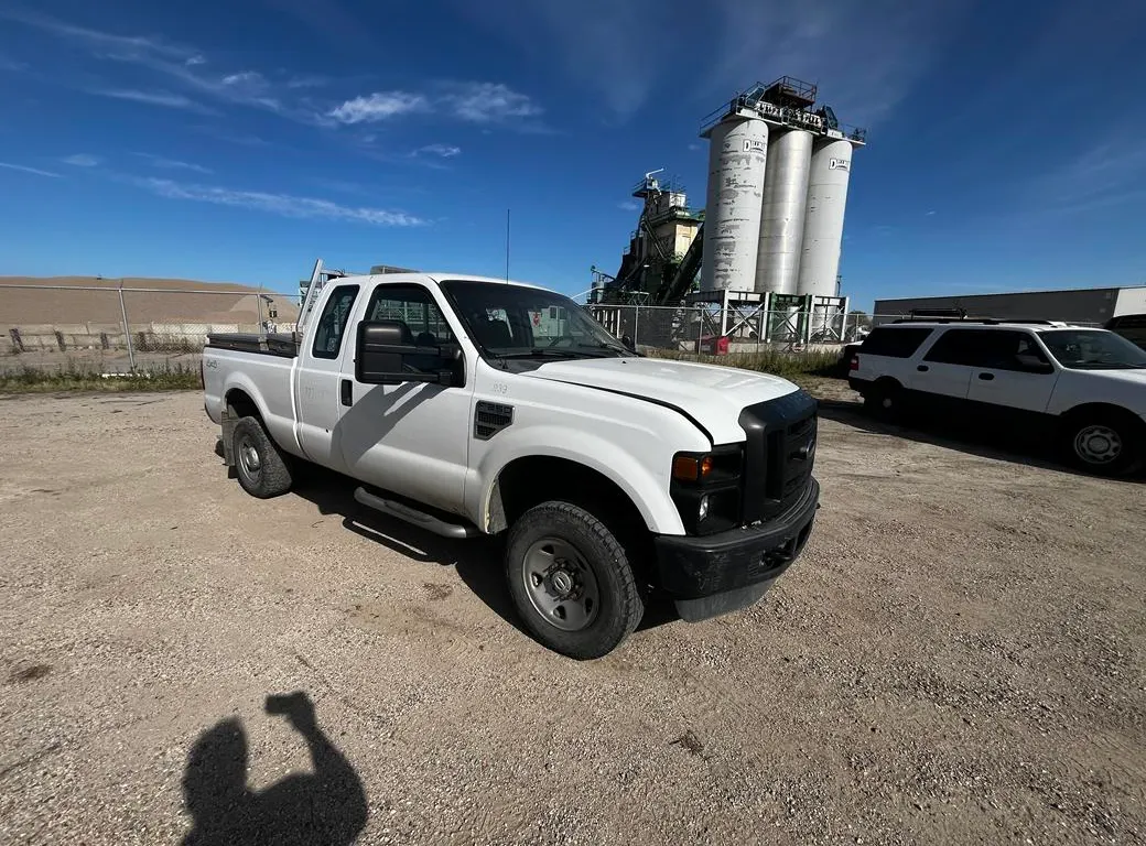 2009 Ford F250 Super Cab Truck