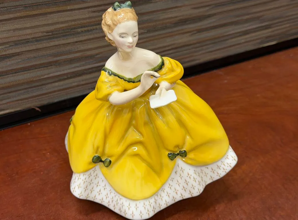 Royal Doulton "The Last Waltz" Figurine
