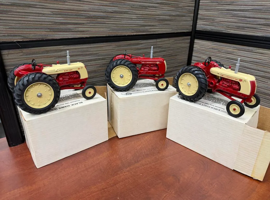 (3) (1986) Cockshutt Tractors: Blk Hawk 40, 40, 50 - 1/16