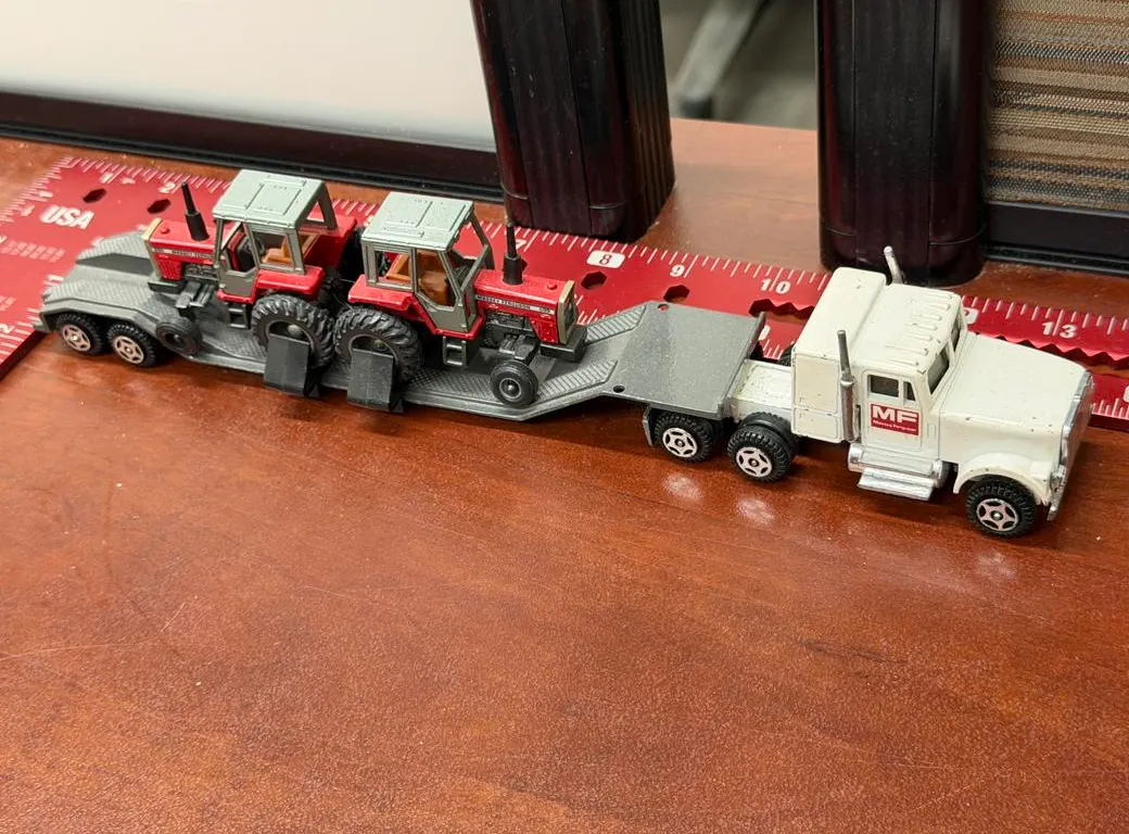 Massey Ferguson Truck and Trailer & 2 Tractors - 1/64