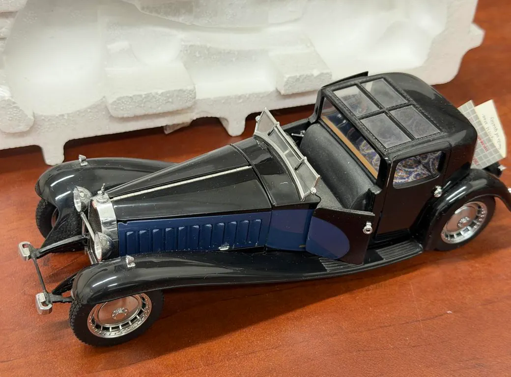 1930 Bugatti Royale Coupe Napoleon Car - Frank Mint - 1/24