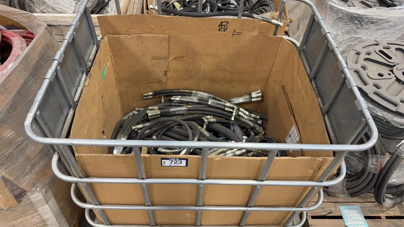 Tote Cage of Asst. Hydraulic Hoses