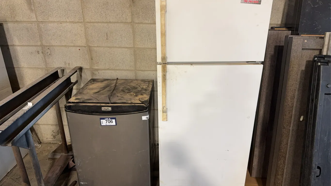 Lot of (1) Danby Premier Mini Fridge and (1) GE Refrigerator/Freezer