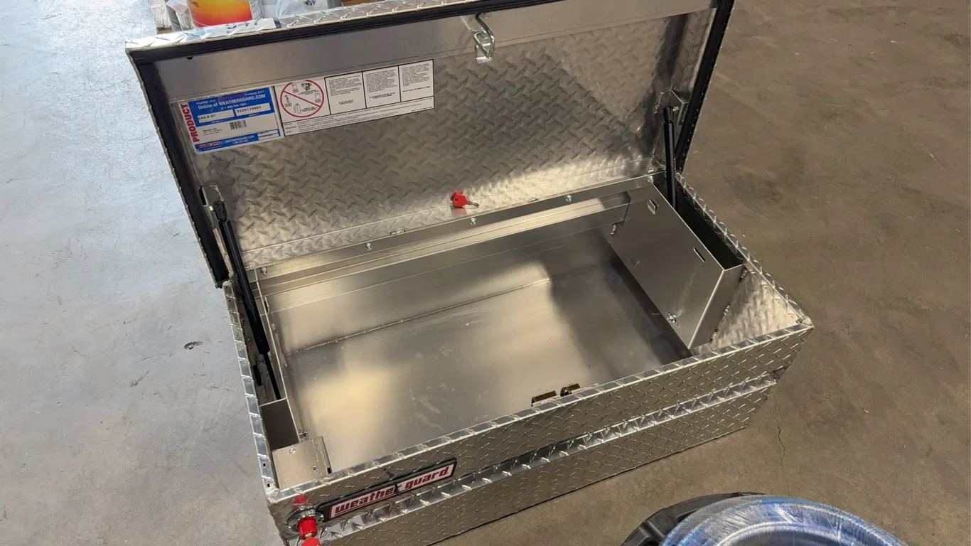 Weather Guard 644-0-01 Lockable Storage Box