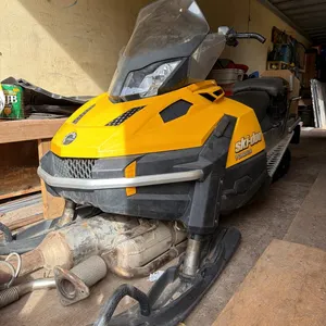 2012 Skidoo Tundra RevXU Snowmobile, 550 Fan Engine, Electric Start, New battery & Stator, 4386km, Running, Started when listed, VIN 2BPSGKDA2DV000202