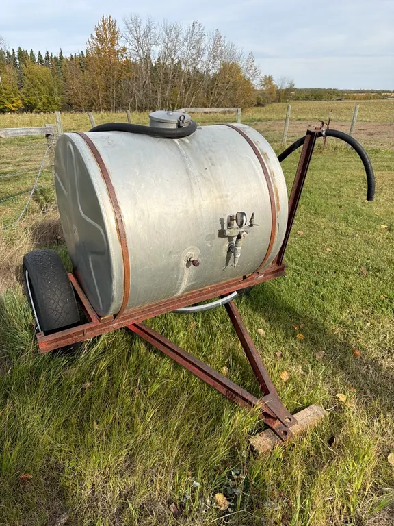 Aluminum Tank on Wheels