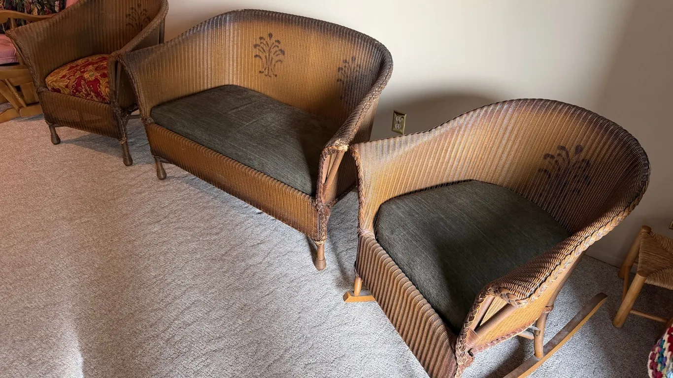 Early 1900’s Antique wicker furniture set
