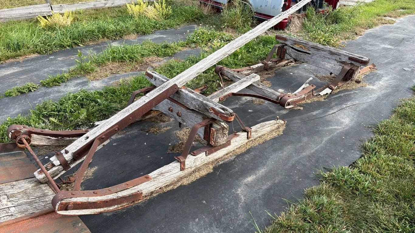 Horse Sleigh Runners and Components