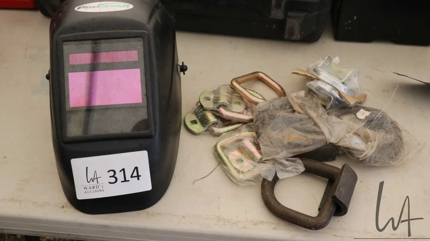 Welding helmet and selection of bolt on and weld on D-rings