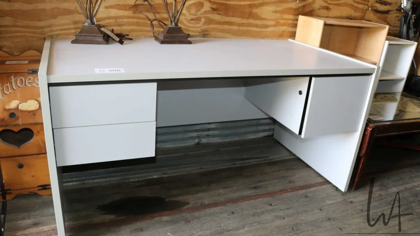 Arborite office desk