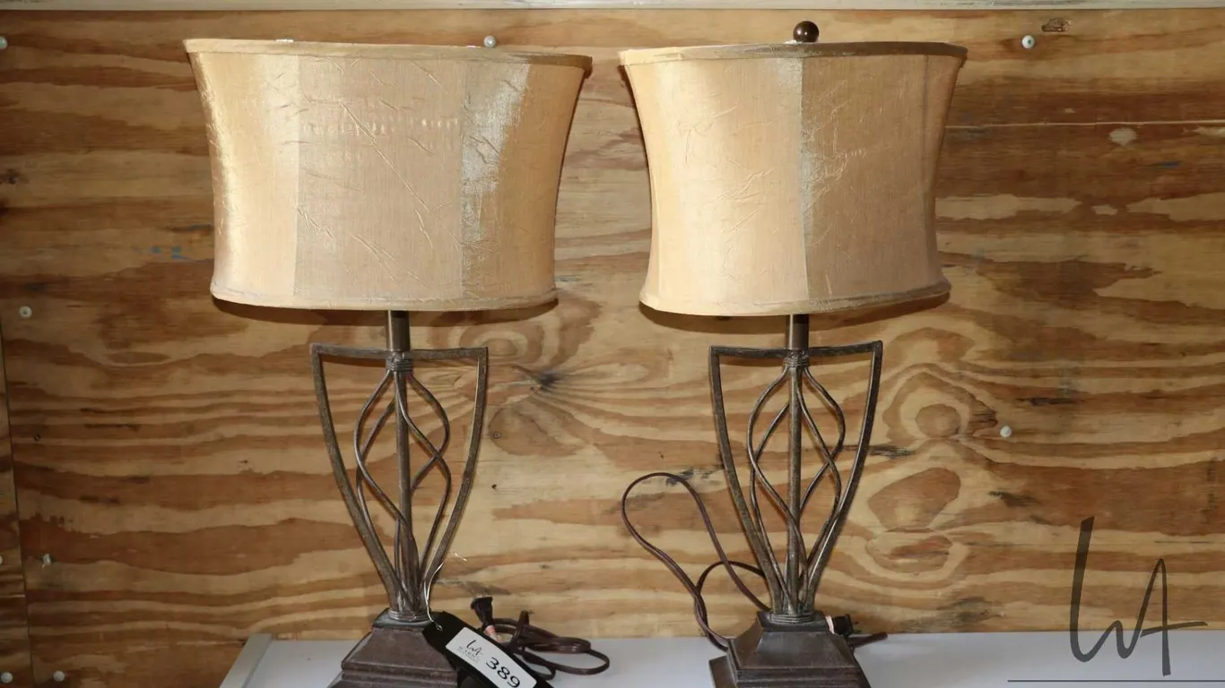Pair of table lamps