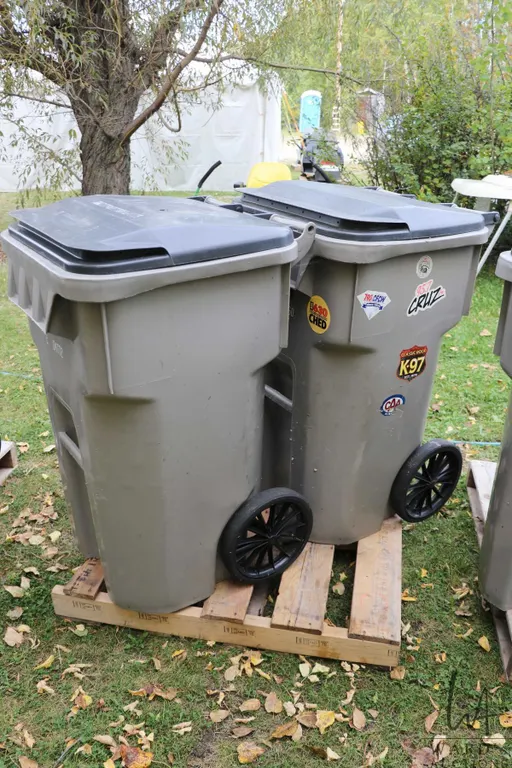 Lot of two rolling garbage cans
