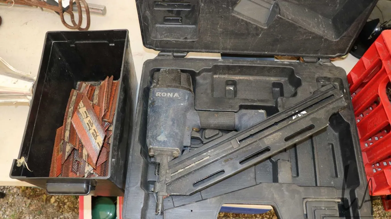 Rona pneumatic stick nailer and a selection of nails