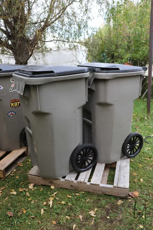 Lot of two rolling garbage cans