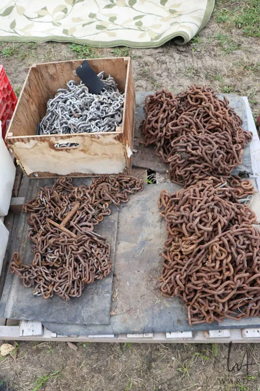 Selection of unidentified tire chains