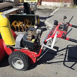 30" Troy-Bilt Snow Blower/24-30-0013E