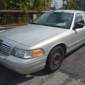 2005 Ford Crown Victoria 4DSD/Police Interceptor
