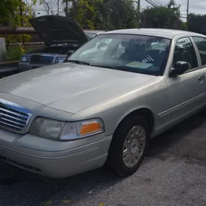 2005 Ford Crown Victoria 4DSD/Police Interceptor